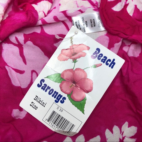 Pink Hawaiian print sarong - Picture 2 of 4